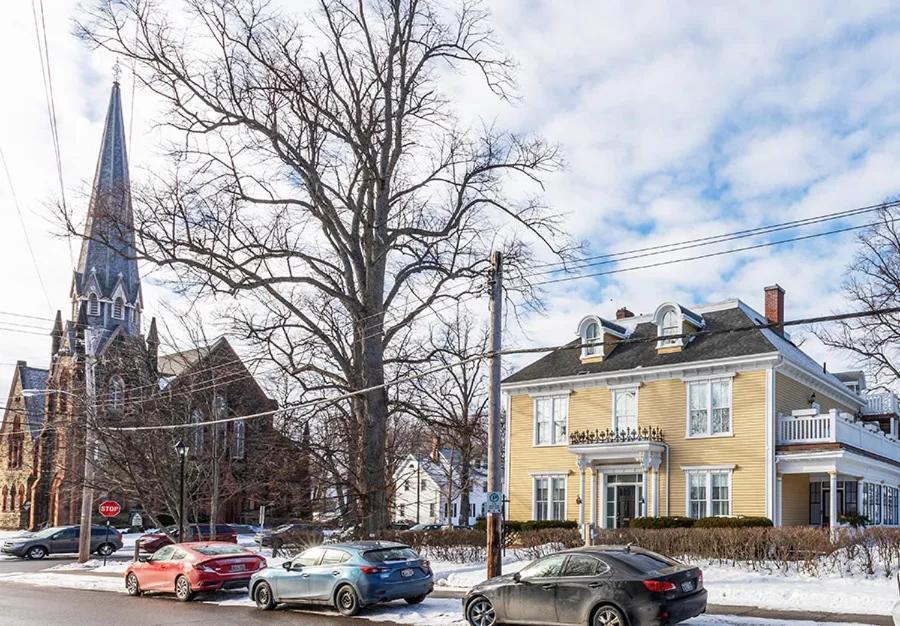 Fitzroy Hall Charlottetown Exteriör bild